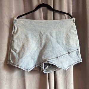 Women's Light Blue Denim Skort